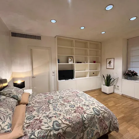 Apartment Giulio Cesare *